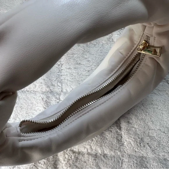 Melie Bianco | Alexandra cream vegan Top Handle Bag - Picture 6 of 11